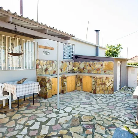 Tselepis House *