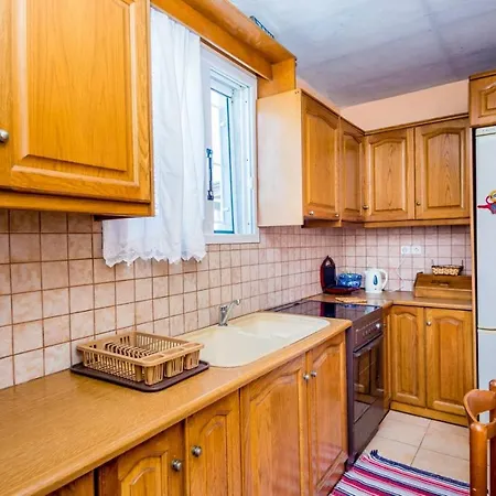 Apartament Tselepis House