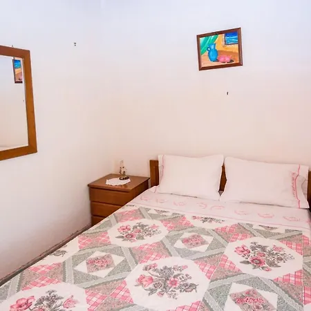 Apartament Tselepis House Lakíthra